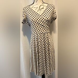 Gilli Women Ivory Casual Dress Medium